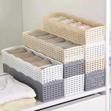 5-grid-socks-organizer