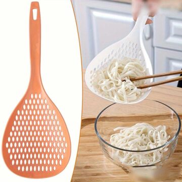 plastic-kitchen-strainer