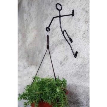 man-planter-hook-stand