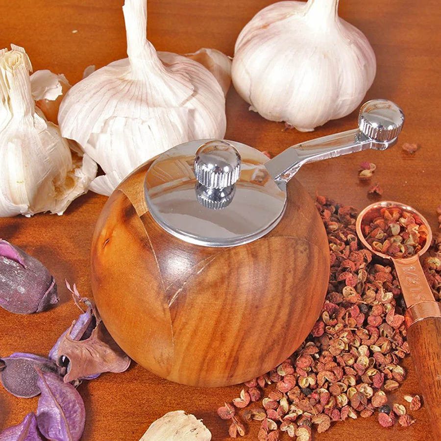 Wooden Pepper Grinder